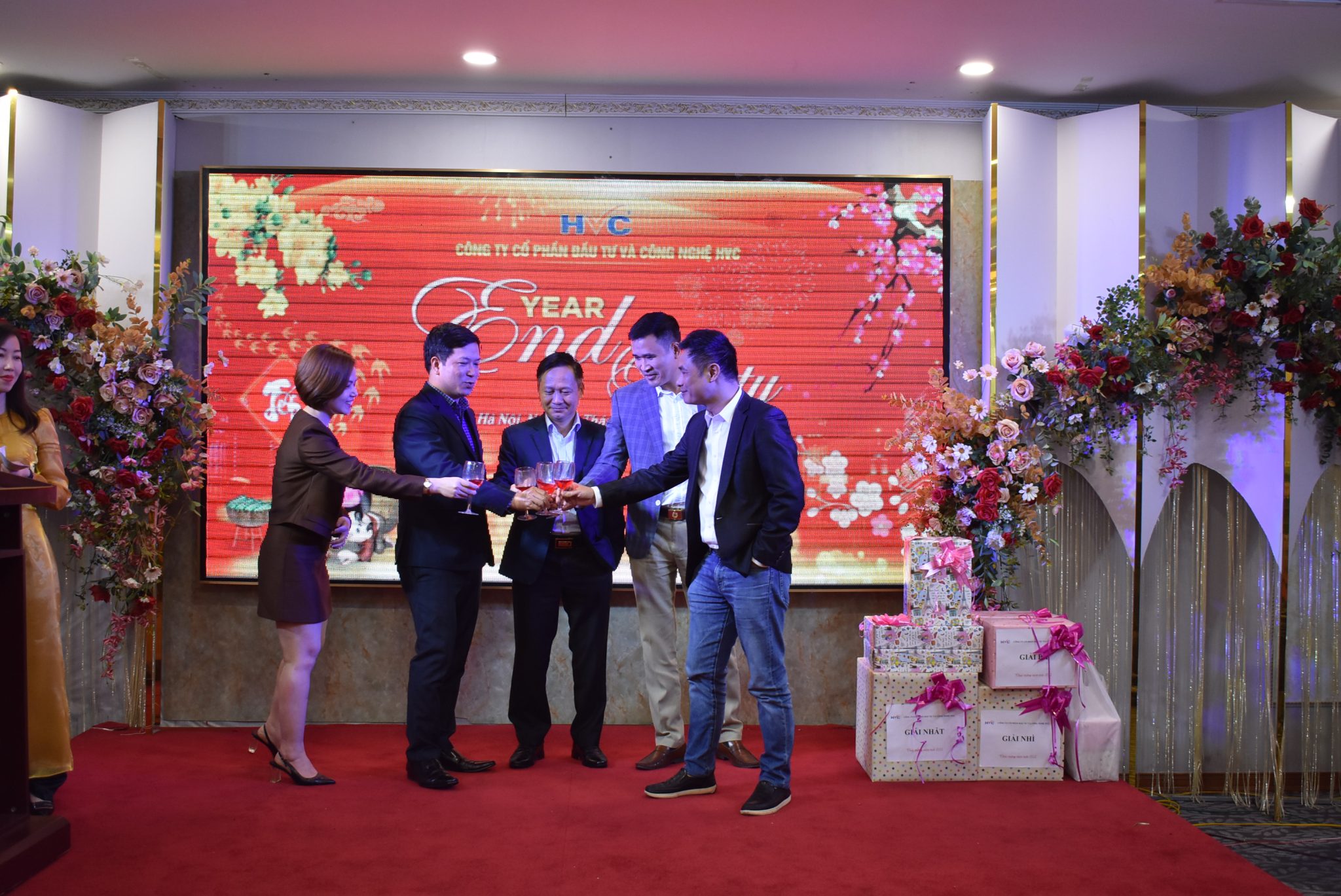 Tiệc tất niên HVC Group 2021- Bữa tiệc của sự ấm áp