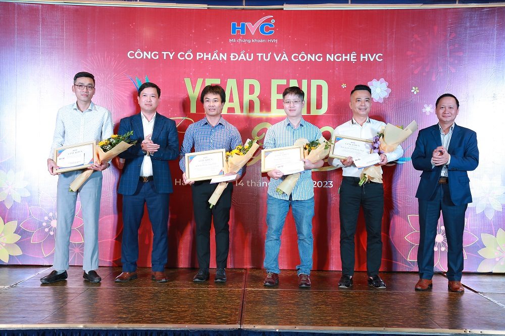 Tiệc tất niên HVC Group 2022: “Tống cựu nghinh xuân” đong đầy cảm xúc