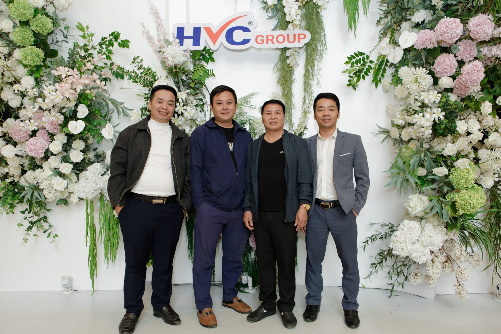 Tất niên HVC